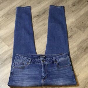 sac731🧵Mid Rise Skinny w/30" Inseam d.jeans Denim Jeans